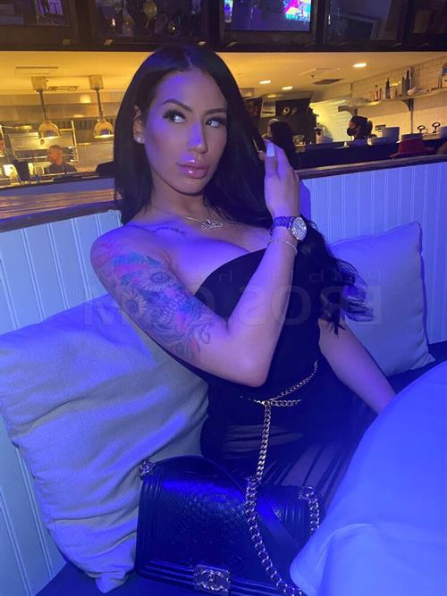 Klodiya Amer, sex i Falköping - 12387